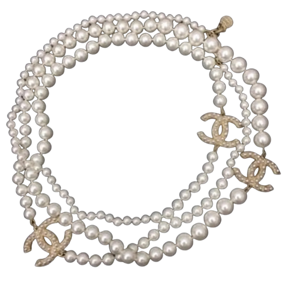 CHANEL Pearl Necklace