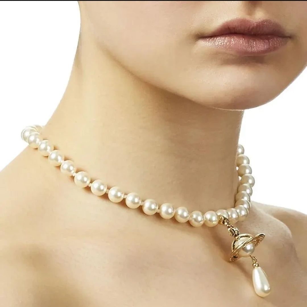 Vivienne Westwood Pearl Necklace – MAUVE