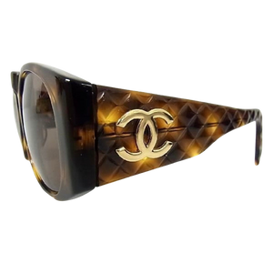 CHANEL Vintage Tortoiseshell Quilted Sunglasses